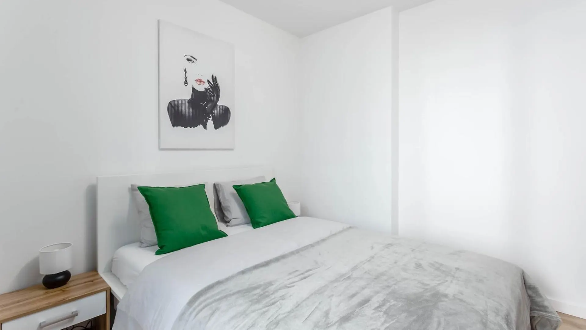 Enjoy! Ursus Apartment Warsaw