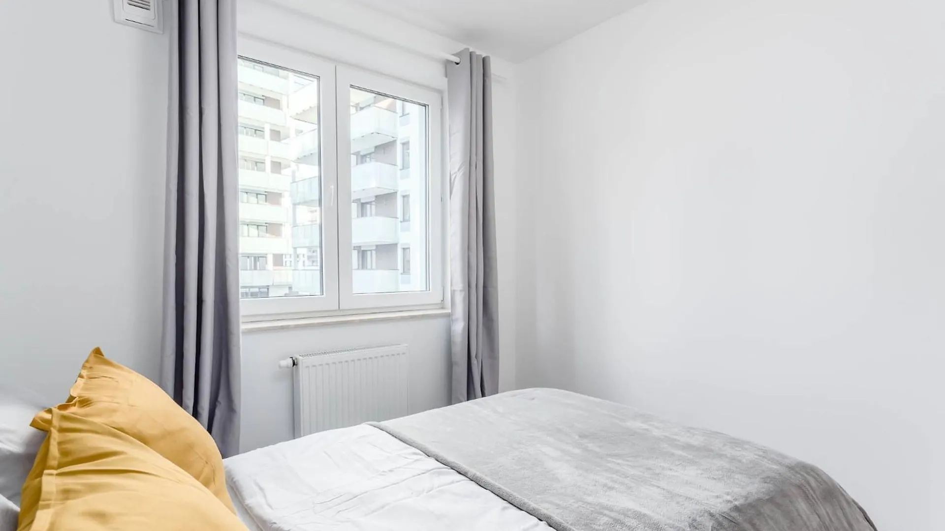 Enjoy! Ursus Apartment Warsaw